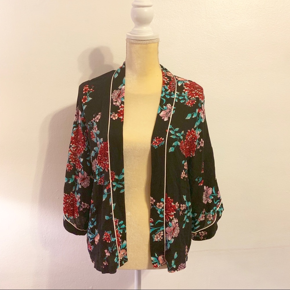 VINTAGE gauze kimono top black floral print